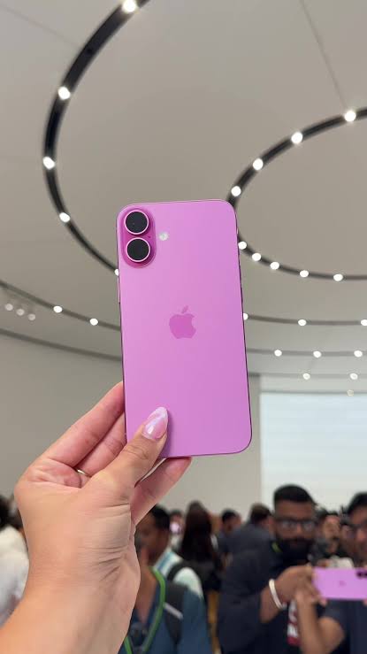 iPhone 16 128 صورتی کارکرده